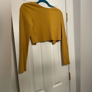 Women crop top with open back